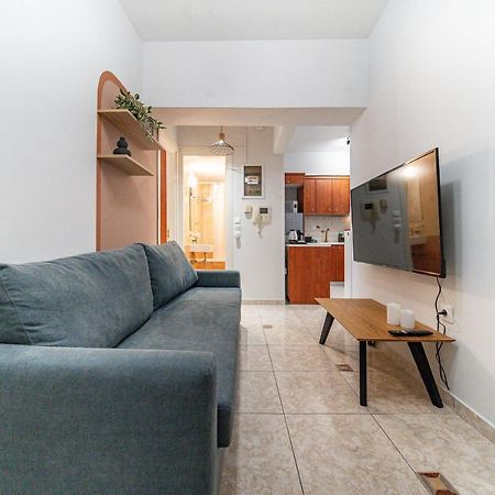 Per56 By Smart Cozy Suites - Right Next To The Metro - Parking - Available 24Hr Athén Kültér fotó